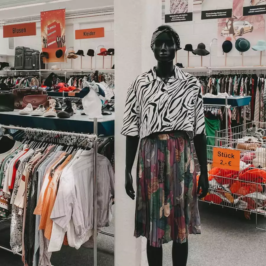 Upcycling Kleidung Abteilung Kirrlach